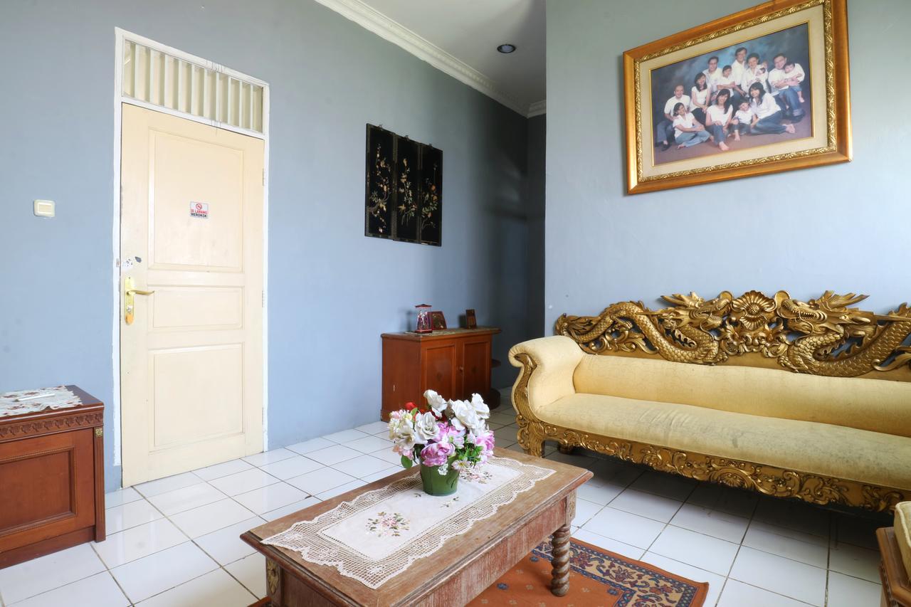 Sri Manganti Jakarta